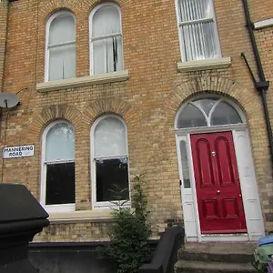 No 32 - Large 2 Bed Near Sefton Park And Lark Lane Liverpool
